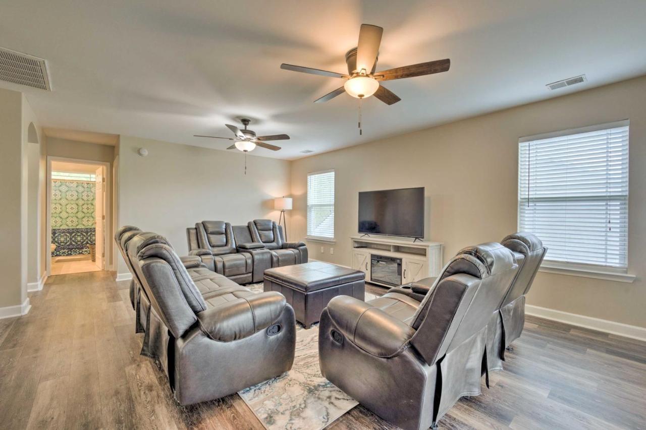 Spacious Pooler Home With Family-Friendly Perks Саванна Экстерьер фото